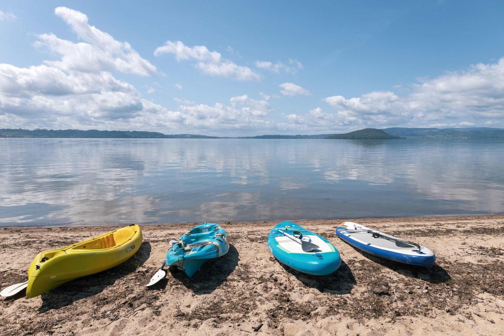 Jandals & Joy Lakefront Retreat Rotorua Kültér fotó